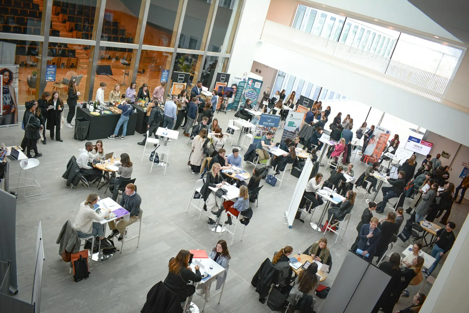 Institut supérieur européen de formation par l’action — Formations